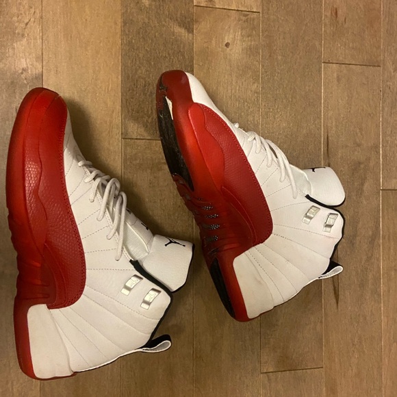 Jordan 12 Cherrys - Picture 2 of 6